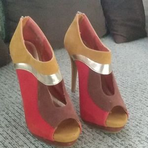 Orange/Gold/Brown Suede Heels